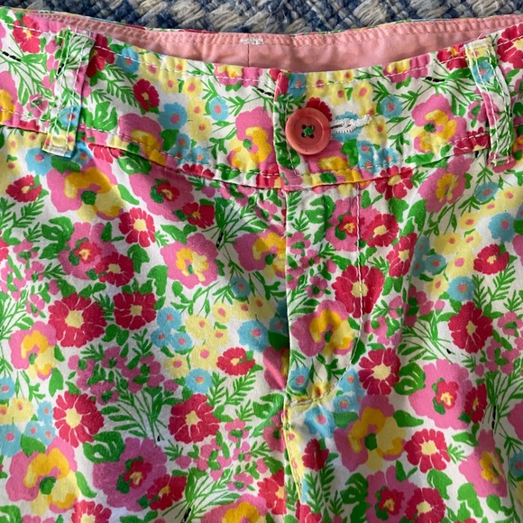 Lilly Pulitzer Shorts - Picture 2 of 4